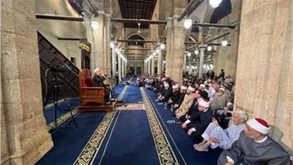  الدكتور أحمد همام،