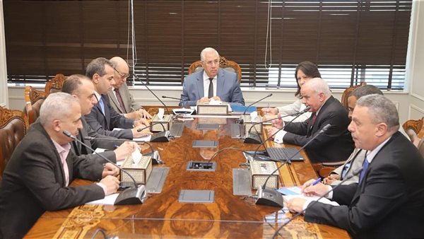 اجتماع وزير الزراعة