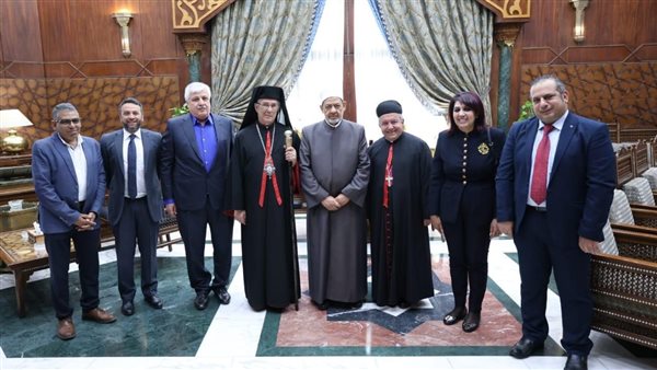 شيخ الأزهر يستقبل