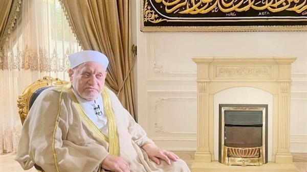 الدكتور أحمد عمر