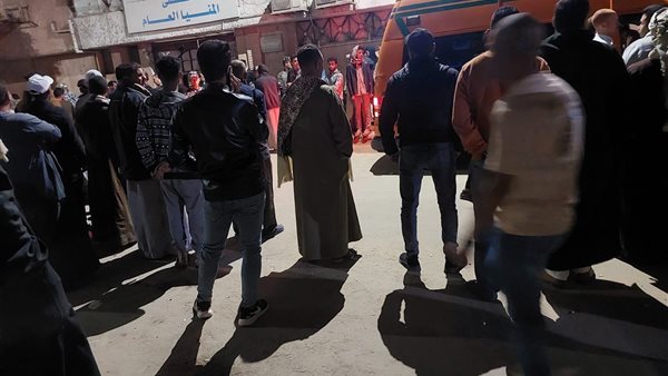 الاهالى امام المشرحة