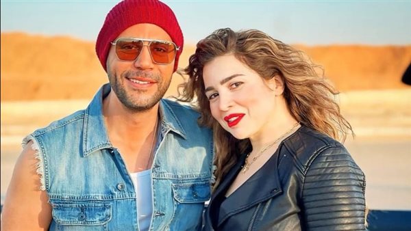 محمد إمام و مي عز