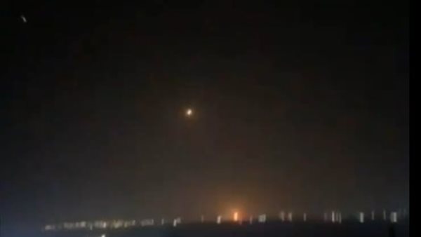 ضرب مطار نيفاتيم