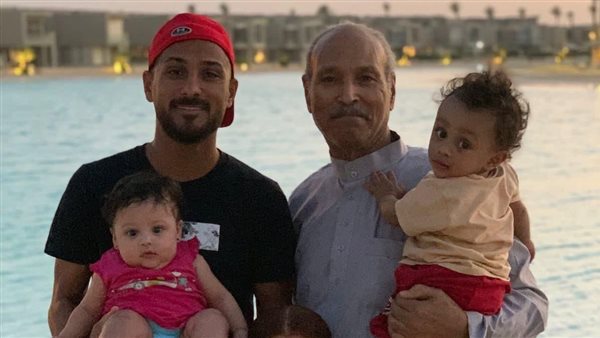 وفاة والد وليد سليمان