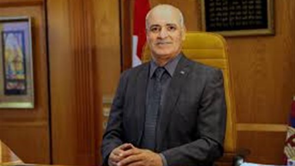 رئيس جامعة الفيوم