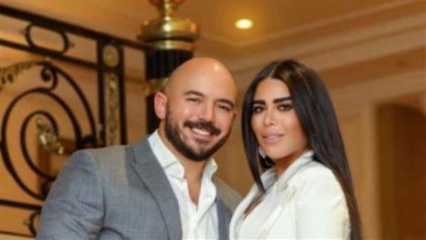 العسيلي وزوجته 