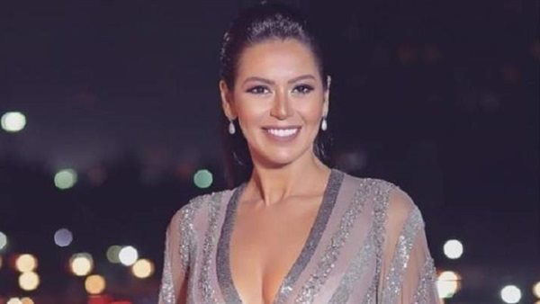 الفنانه لقاء الخميسي