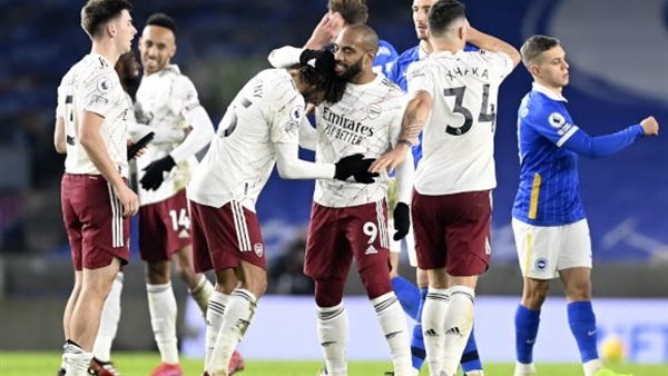 لاعبو ارسنال