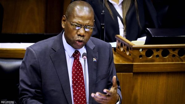  وزير صحة جنوب إفريقيا،