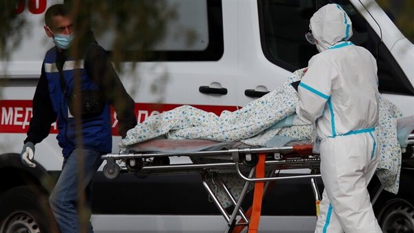 فيروس كورونا يتفشى