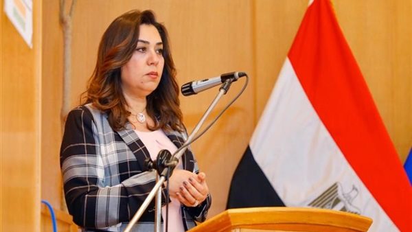 الدكتورة منال عوض