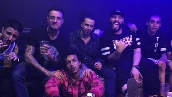 احمد الفشاوي وفريق