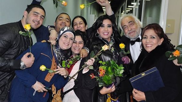 خالد فؤاد وسط محبيه