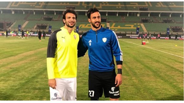 محمود علاء وشقيقه