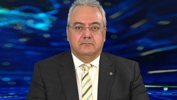 ماك شرقاوي - المحلل