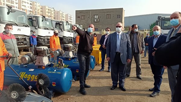 محافظ القاهرة خلال