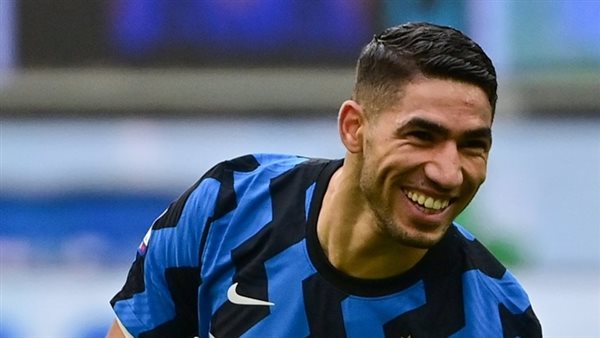 أشرف حكيمي في مباراة