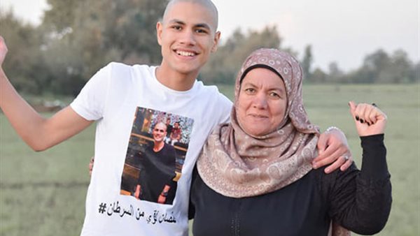 محمد قمصان ووالدته