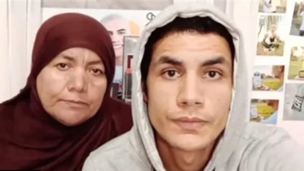 محمد قمصان ووالدته