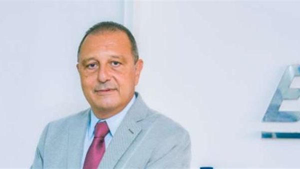 الطيار عمر أبو العينين،