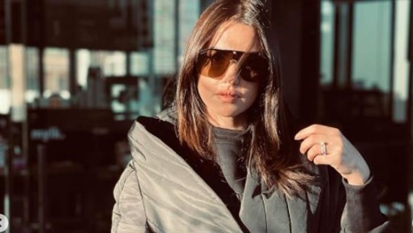 الفنانة درة