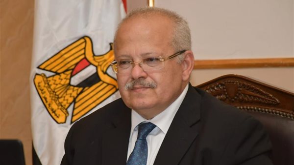 رئيس جامعة القاهرة