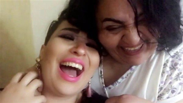 شيري هانم وزمردة