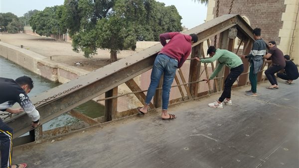 جانب من الحدث