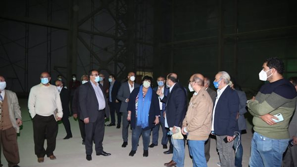 وزيرة الثقافة أثناء