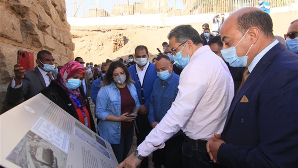 خالد العناني وزير