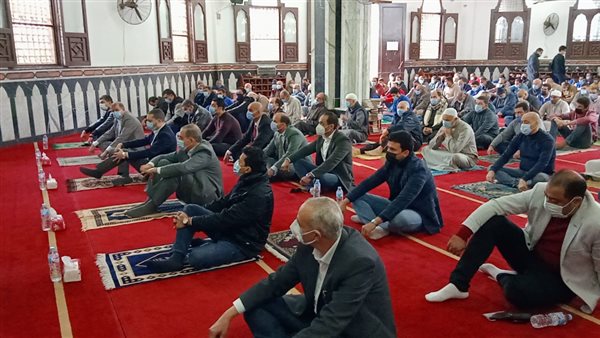 محافظ كفر الشيخ ووزير