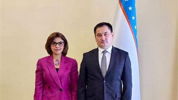 سفيرة  مصر في طشقند