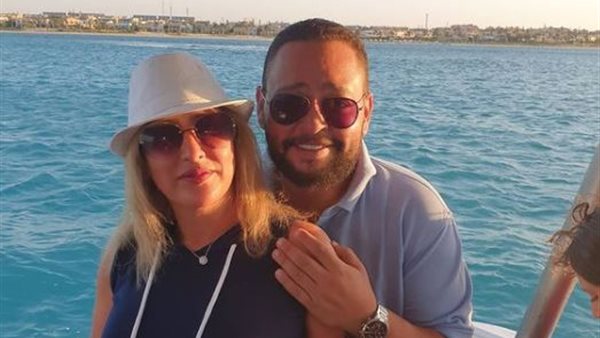 أحمد رزق وزوجته 