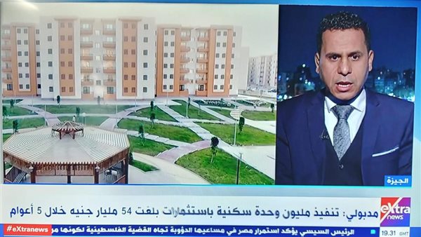 الكاتب الصحفي محمود