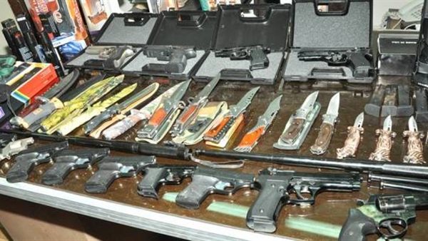 ورشة لتصنيع الأسلحة