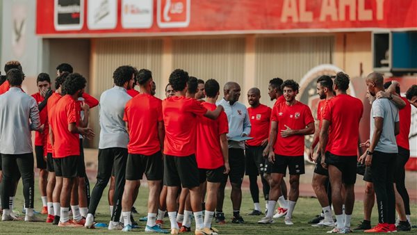 موسيماني مع اللاعبين