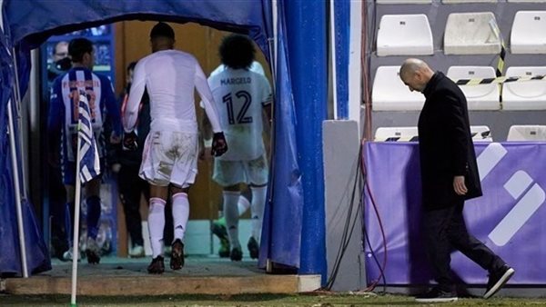 زيدان عقب الخروج