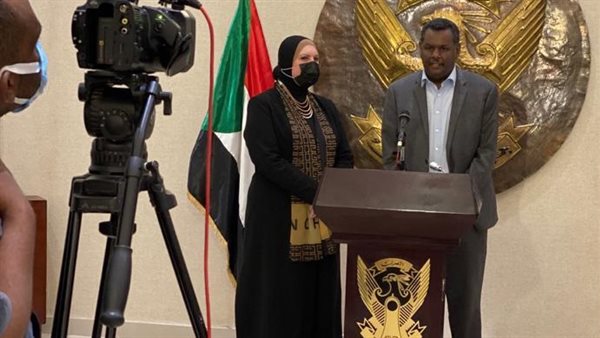 جانب من المؤتمر الصحفي