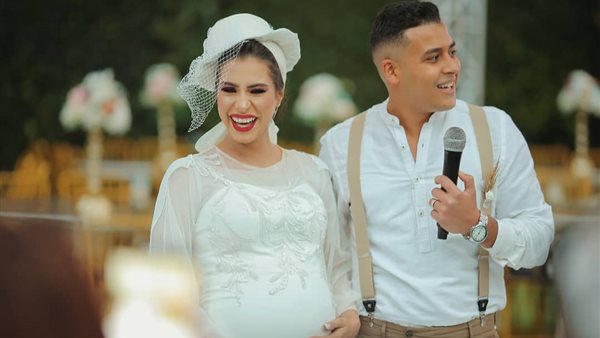 مجدي محمود وزوجته