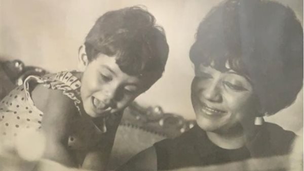 كوثر هيكل وابنتها