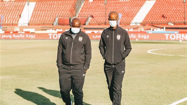 موسيماني في الملعب