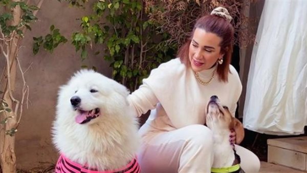 أسما شريف منير