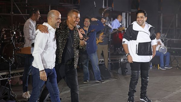 عمرو دياب وعزيز الشافعي