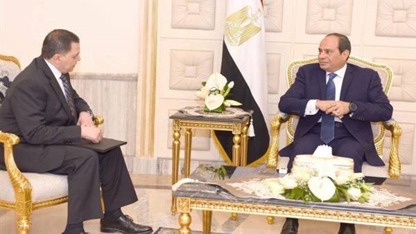 رئيس الجمهورية -