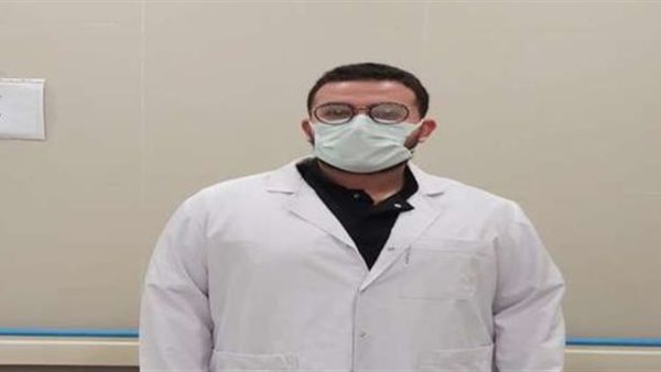 الدكتور عبد المنعم