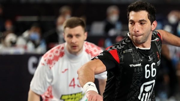 اللاعب أحمد الاحمر