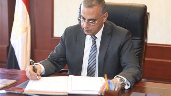 طارق الفقي - محافظ