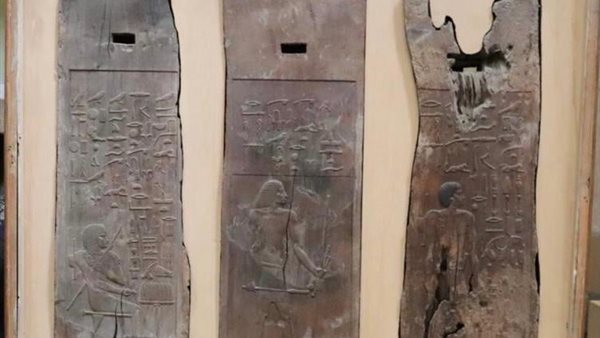 اللوحات الخشبية