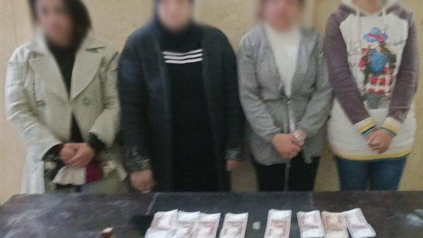 المتهمات وجانب من