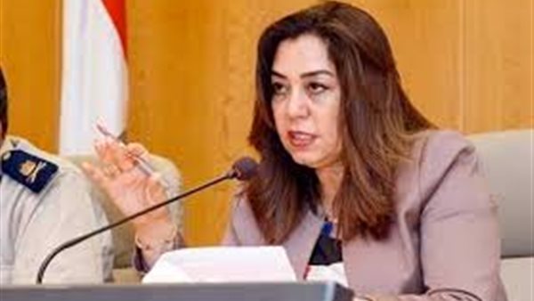 منال عوض محافظ دمياط